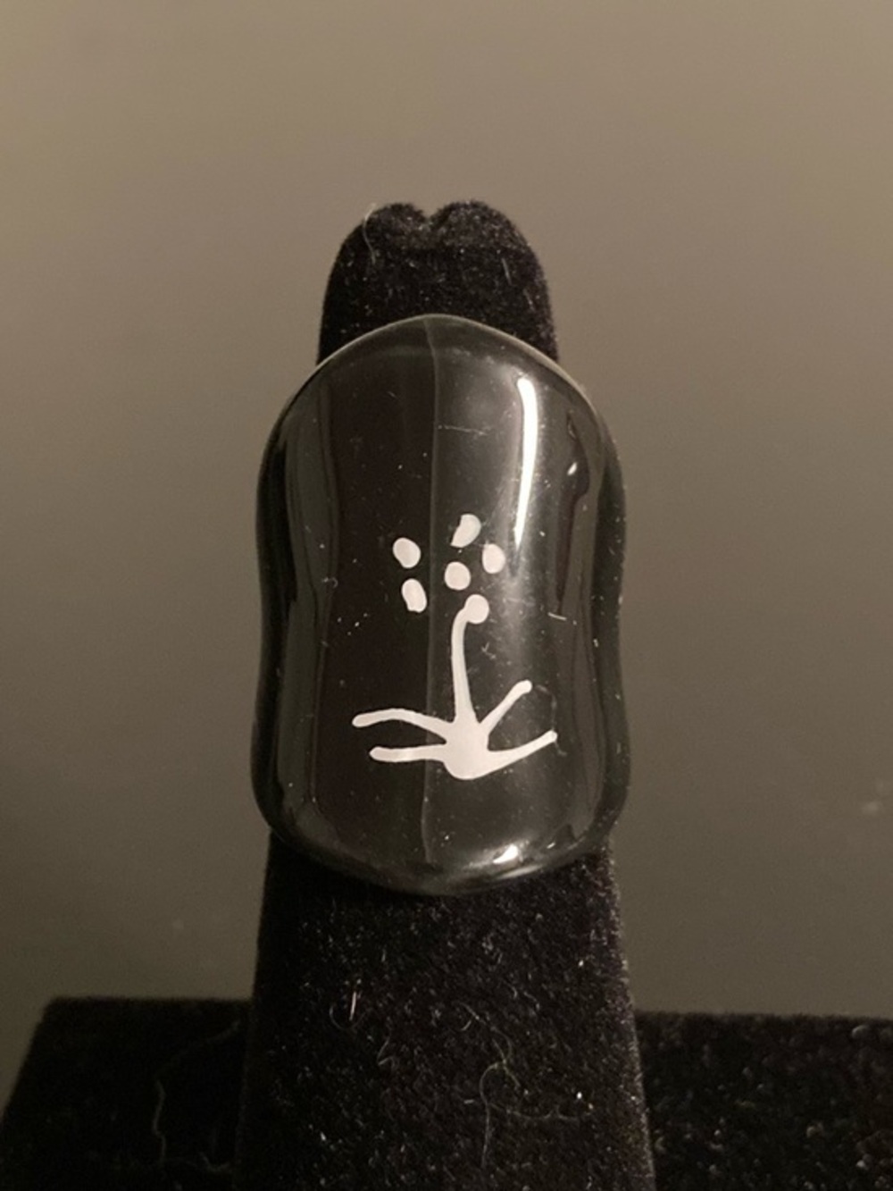 Black Resin Statement Ring with White Floral Accent size 5